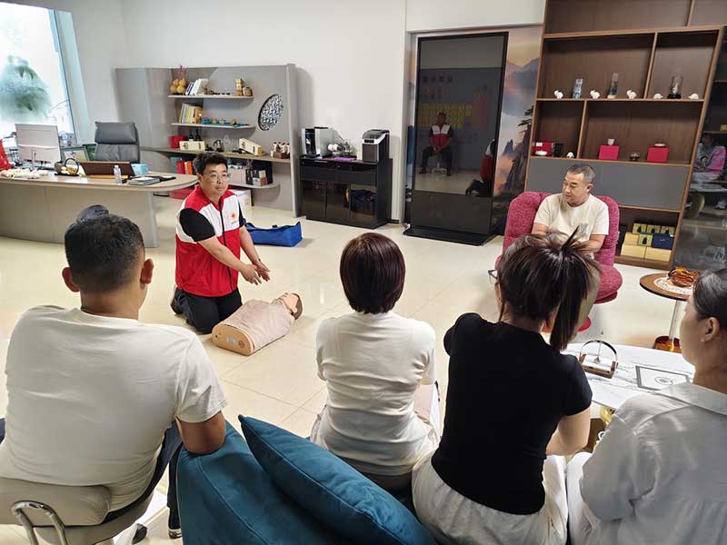 公司組織參與紅十字會活動